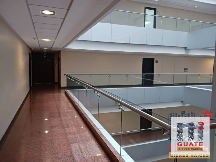 Oficina en Renta, Zona 10 — Oficina en Alquiler en Zona 10, Guatemala, Ciudad — foto 4 de 11