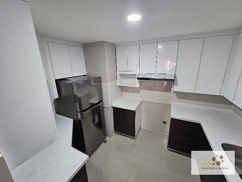 VENTA APARTAMENTO BELLINI REMODELADO - 4