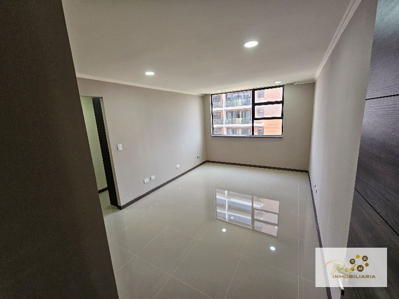 VENTA APARTAMENTO BELLINI REMODELADO - 9