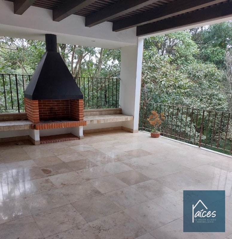 Casa en venta ENCINOS 3, zona 16 Cayalá - 6