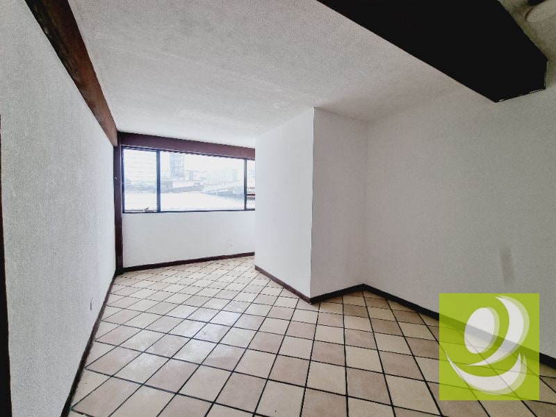 AMPLIA OFICINA EN ALQUILER/RENTA EN ZONA 11 COLONIA TOLEDO - 6