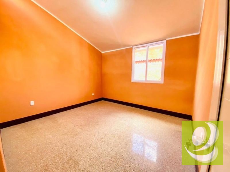 ATENCIÓN INVERSIONISTA VENTO 5 CASAS CON AMPLIO TERRENO EN CHIQUIMULA CENTRO - 4