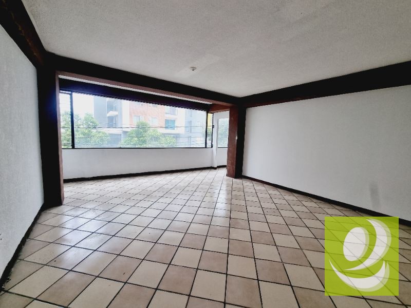 AMPLIA OFICINA EN ALQUILER/RENTA EN ZONA 11 COLONIA TOLEDO - 4