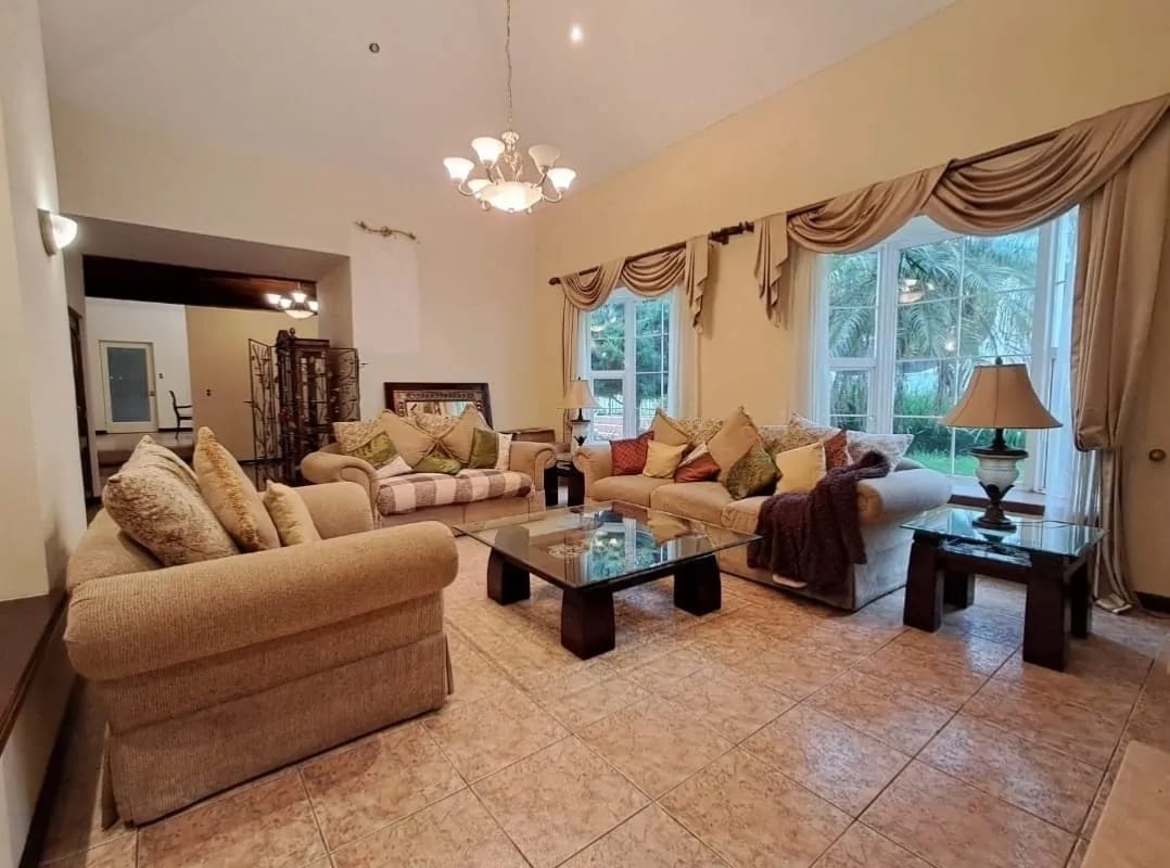 VENDO HERMOSA RESIDENCIA DE UN NIVEL EN KM. 23 CARRETERA A EL SALVADOR, CASA & CAMPO — Casa en Venta en Carretera a El Salvador, Guatemala, Ciudad — foto 9 de 12