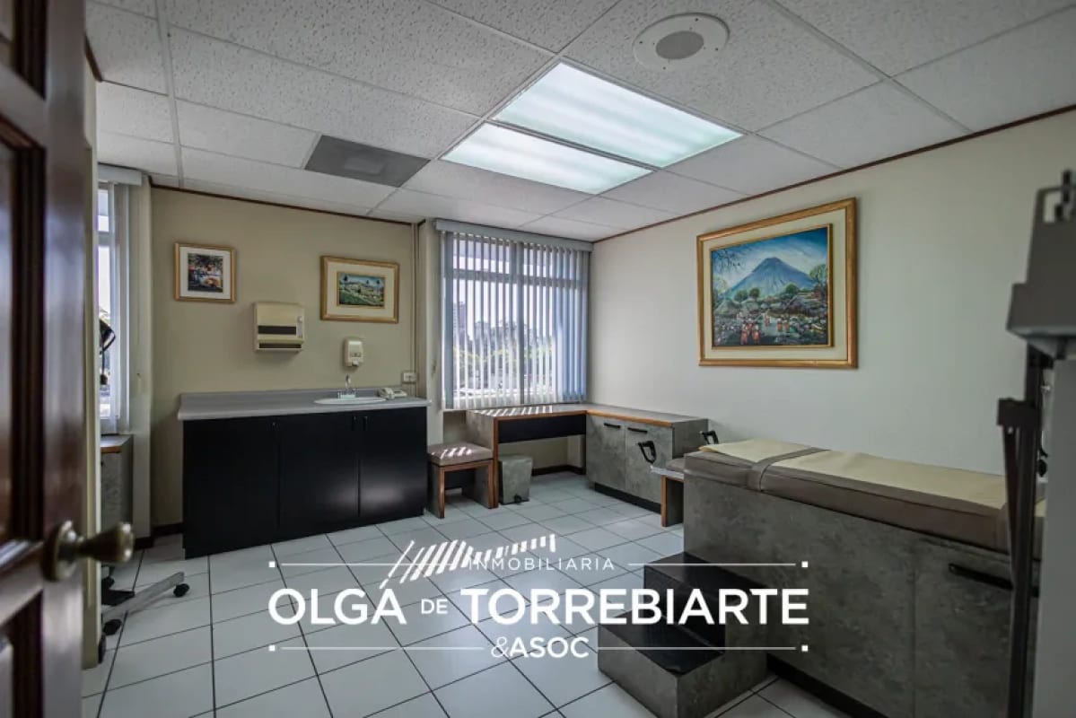 Clínica en Centro Médico, Zona 10 — Local en Alquiler en Zona 10, Guatemala, Ciudad — foto 7 de 12