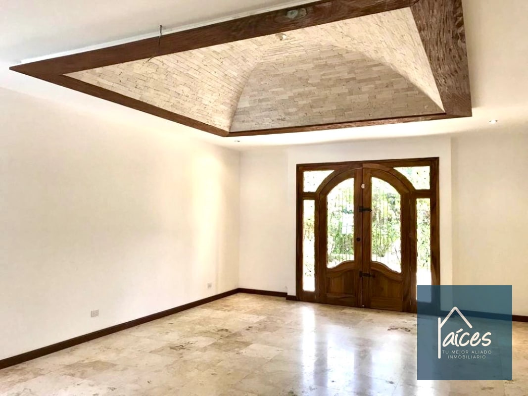 Casa con piscina en venta FORESTA CAYALA Zona 16 (D) - 16