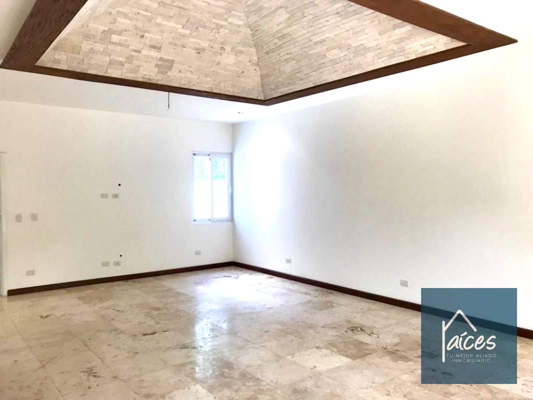 Casa con piscina en venta FORESTA CAYALA Zona 16 (D) - 10