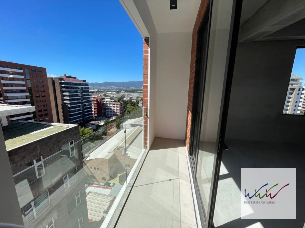 Rento oficina para clínica en Edificio PROSPERE14, zona 14 - 7