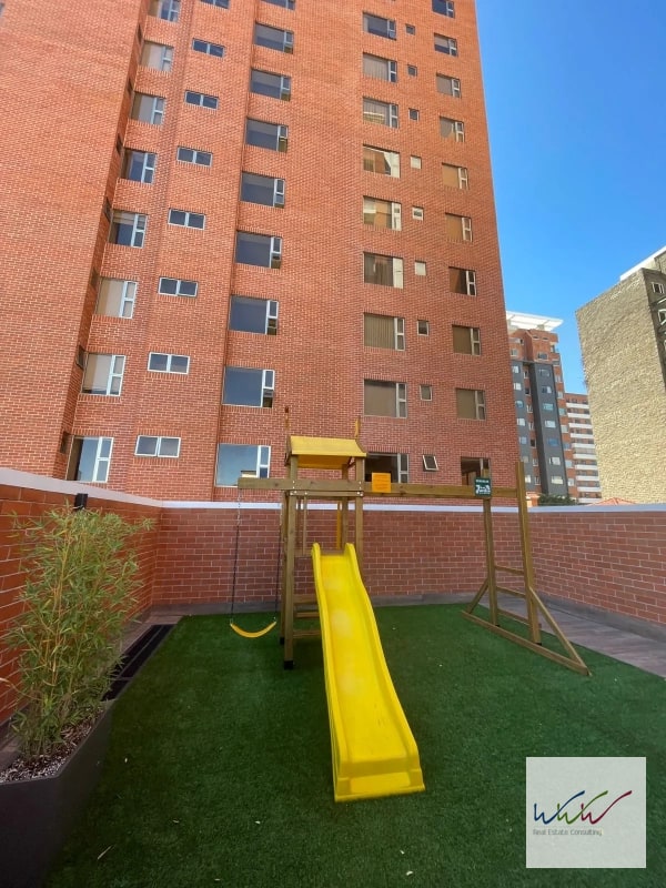 Rento oficina para clínica en Edificio PROSPERE14, zona 14 - 5
