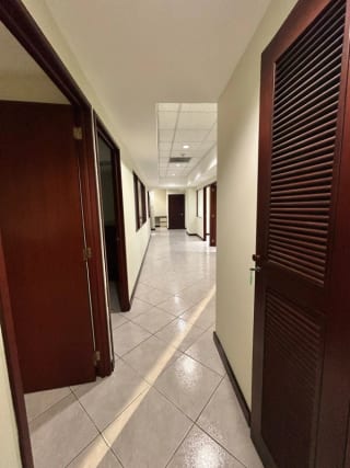Oficina en renta Edificio Europlaza zona 14 — Oficina en Alquiler en Zona 14, Guatemala, Ciudad — miniatura 6 de 14