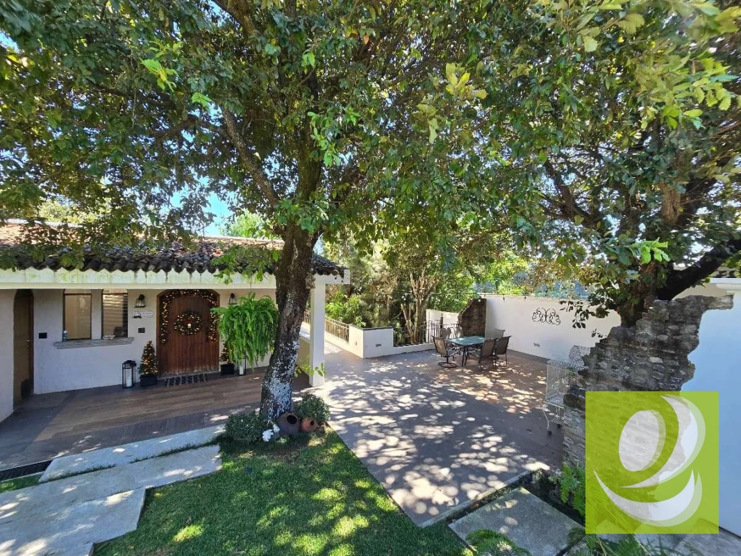 CASA EN VENTA EN GRANJAS DE SAN CRISTOBAL RODEADA DE NATURALEZA - 1
