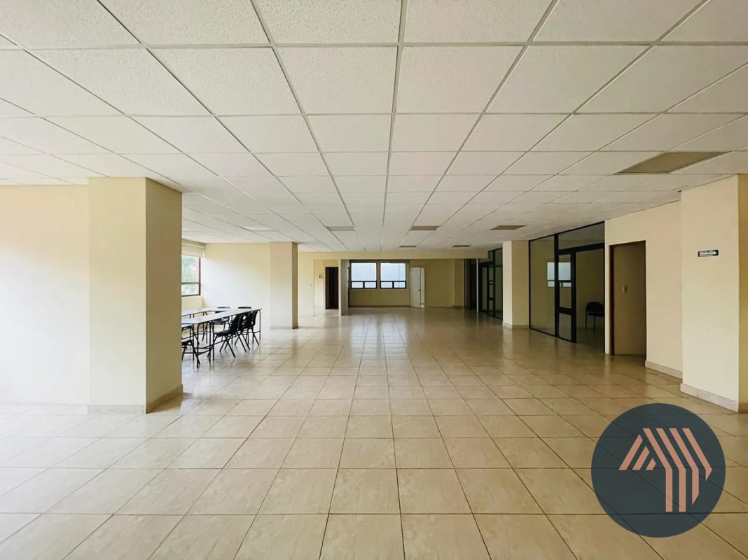 ALQUILER DE CÉNTRICAS OFICINAS - EDIFICIO CONDESA, ZONA 13 - 9