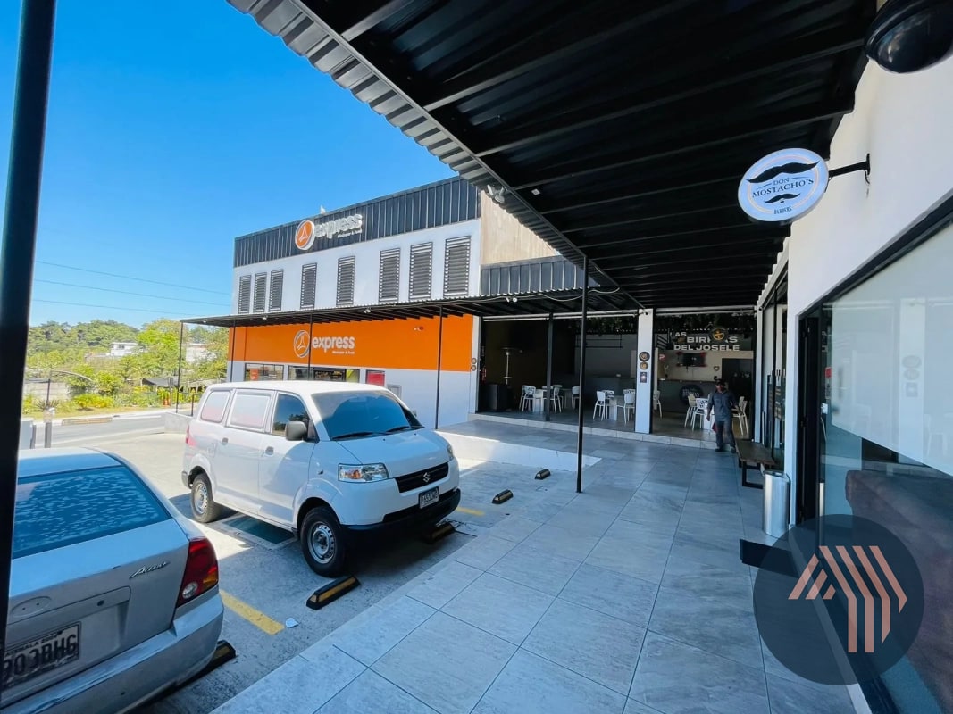 ALQUILER DE LOCAL COMERCIAL 50MT2 - KM 17.5 CES - 8
