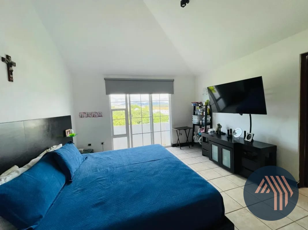 VENTA DE AMPLIA CASA - ALTA VISTA CLUB, SAN JOSÉ PINULA — Casa en Venta en Carretera a El Salvador, Guatemala, Ciudad — foto 10 de 10