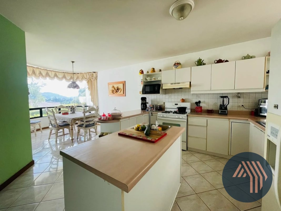 VENTA DE AMPLIA CASA - COLINAS DE ANDALUCÍA, KM 16.5 CES - 6