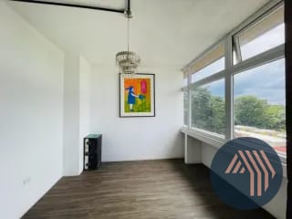 ALQUILER DE CÉNTRICAS OFICINAS DESDE 80MT2 - PLAZA MARÍTIMA, ZONA 10 — Oficina en Alquiler en Zona 10, Guatemala, Ciudad — miniatura 5 de 10
