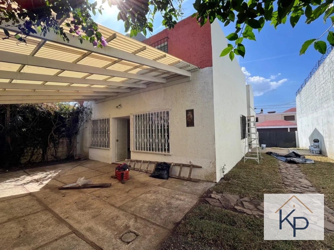 Amplia casa en venta en condominio Km 19 a San José Pinula - 10