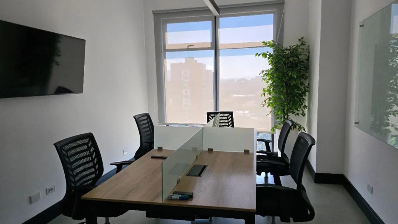 BONADIEZ, Zona 10 Apartamento en venta amueblado y equipado - 2