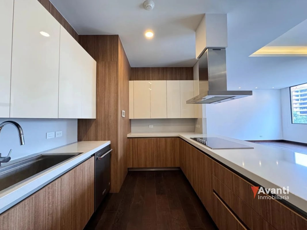 ALQUILER APARTAMENTO ZONA 14, ECHO - 10