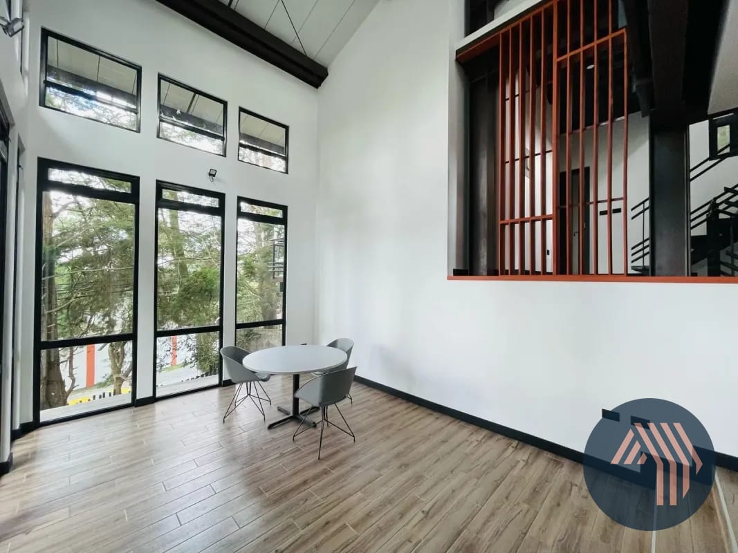 VENTA DE MODERNA CASA - SAN ANTONIO, KM 16 CARR. SALVADOR — Casa en Venta en San Antonio, Carretera a El Salvador, Guatemala, Ciudad — foto 2 de 16