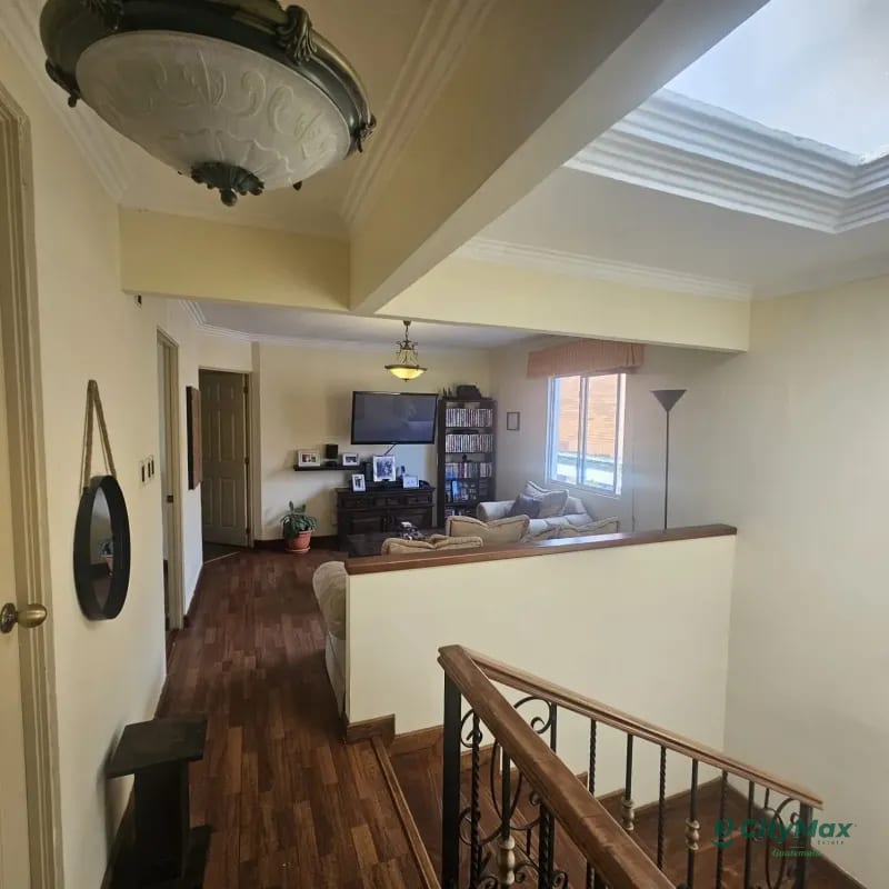 En venta casa en Santiago de Compostela — Casa en Venta en Carretera a El Salvador, Guatemala, Ciudad — foto 3 de 8