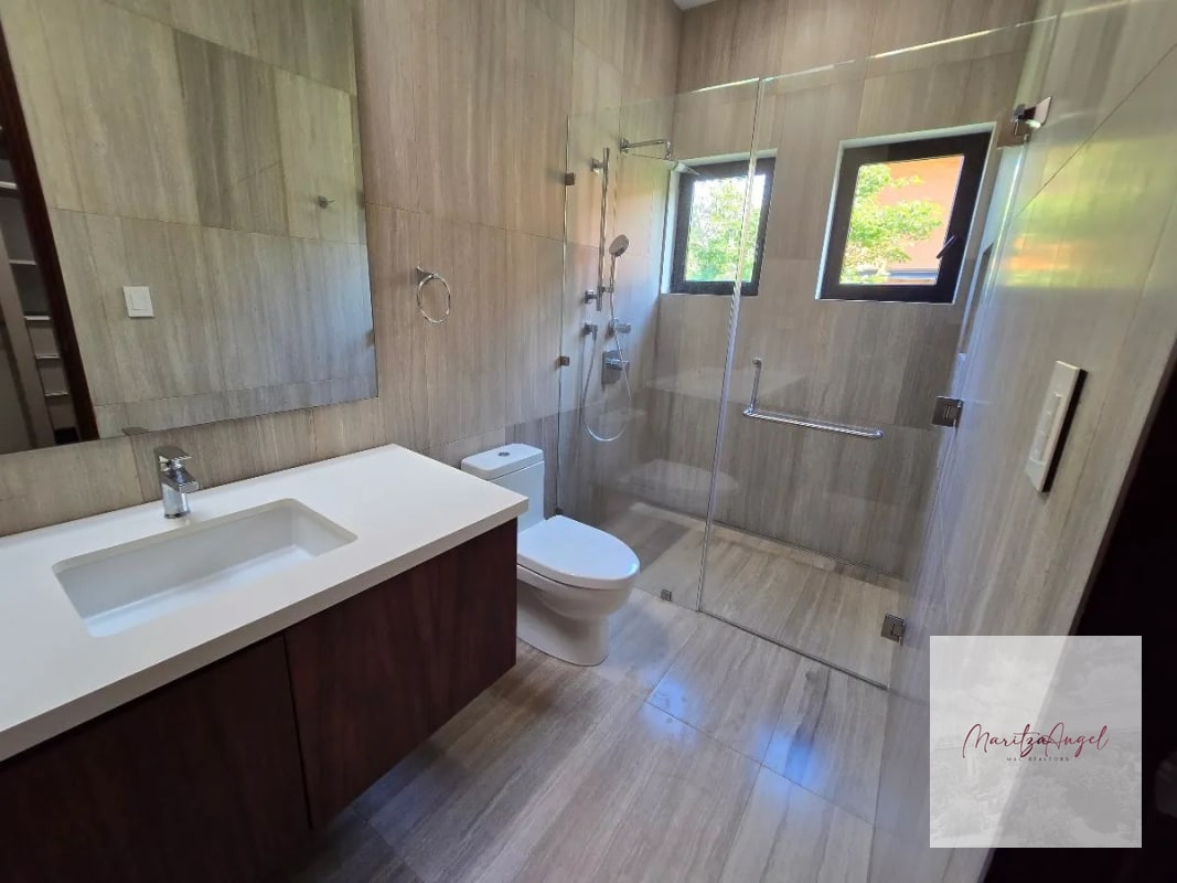 CASA EN VENTA EL PULTE GOLF - 4