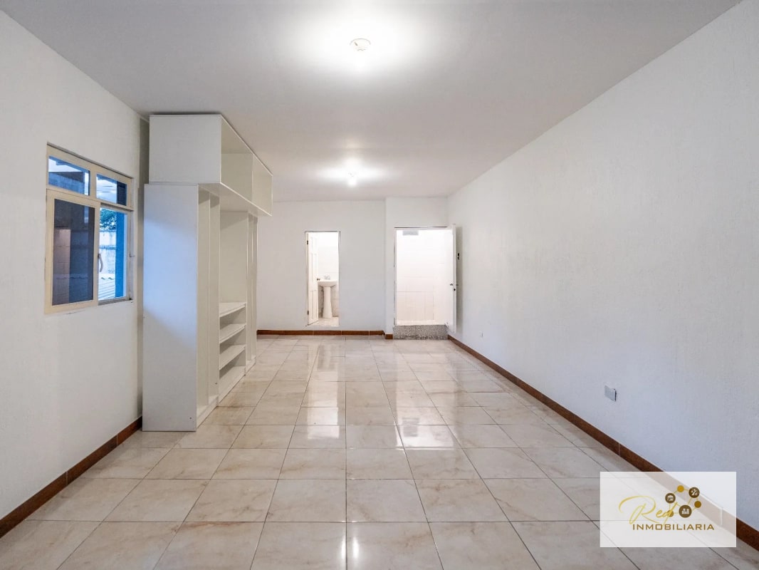 Venta de casa en zona 13 - 6