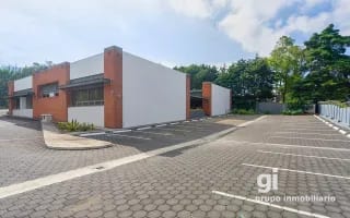 Interesante Propiedad en alquiler para Negocio, Academias, Universidades, Restaurantes, Negocios de Entretenimiento y más en zona 15. — Local en Alquiler en Zona 15, Guatemala, Ciudad — miniatura 10 de 11