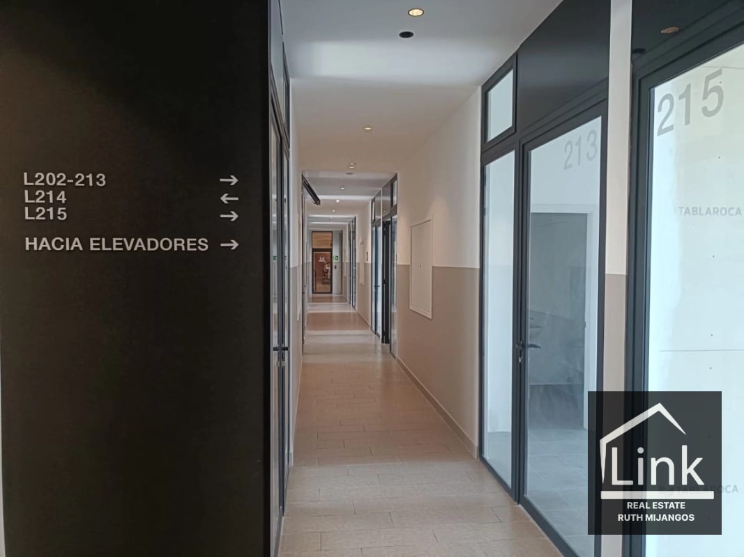 Renta de Local Comercial zona 10 - 5