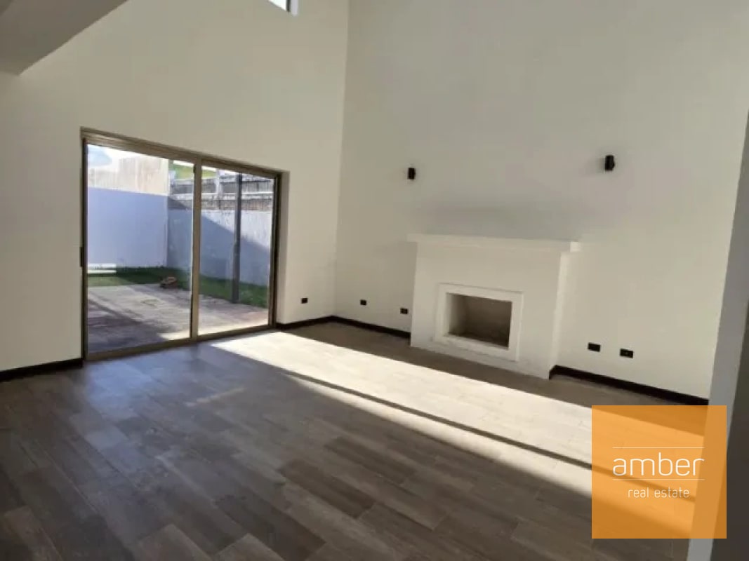 Villa Antonella, km 16.5 CES - 8