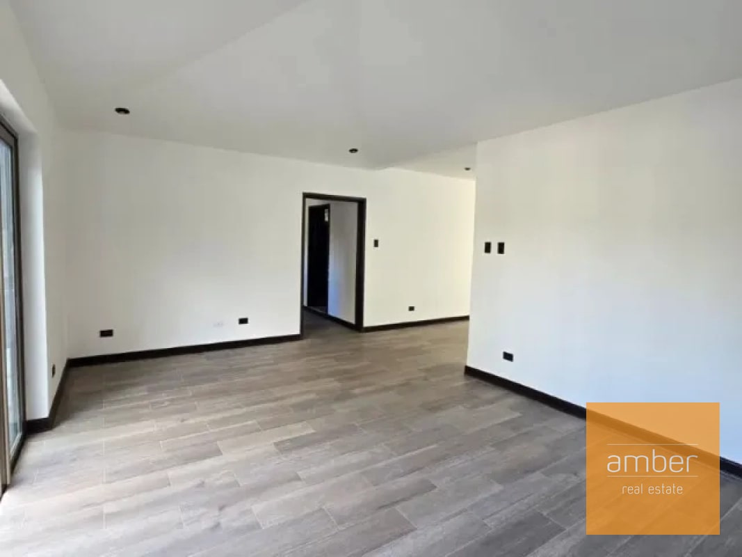 Villa Antonella, km 16.5 CES - 3