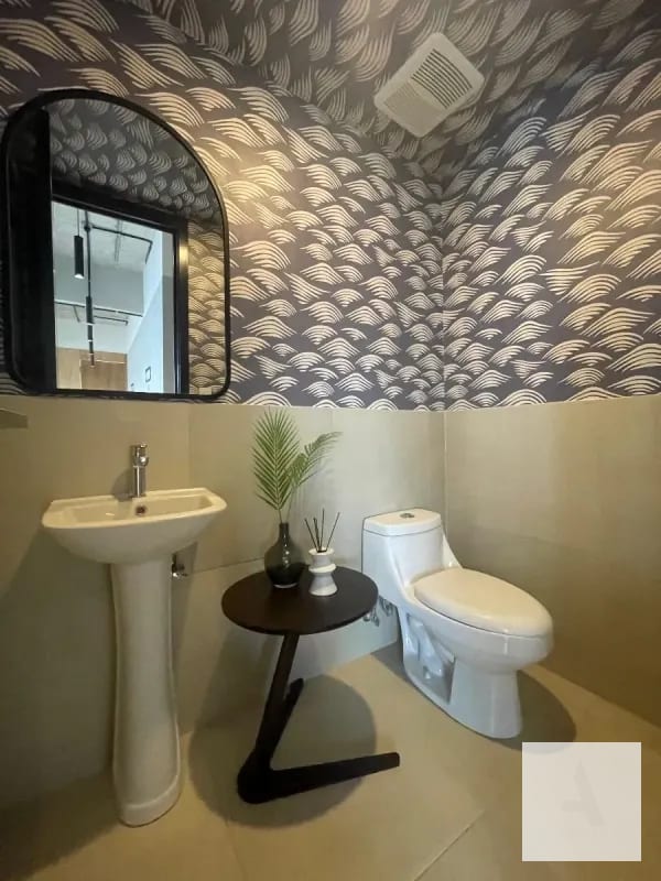 Moderna oficina para estrenar, completamente equipada y decorada - Zona 10 — Oficina en Alquiler en Vasanta, Zona 10, Guatemala, Ciudad — foto 7 de 9