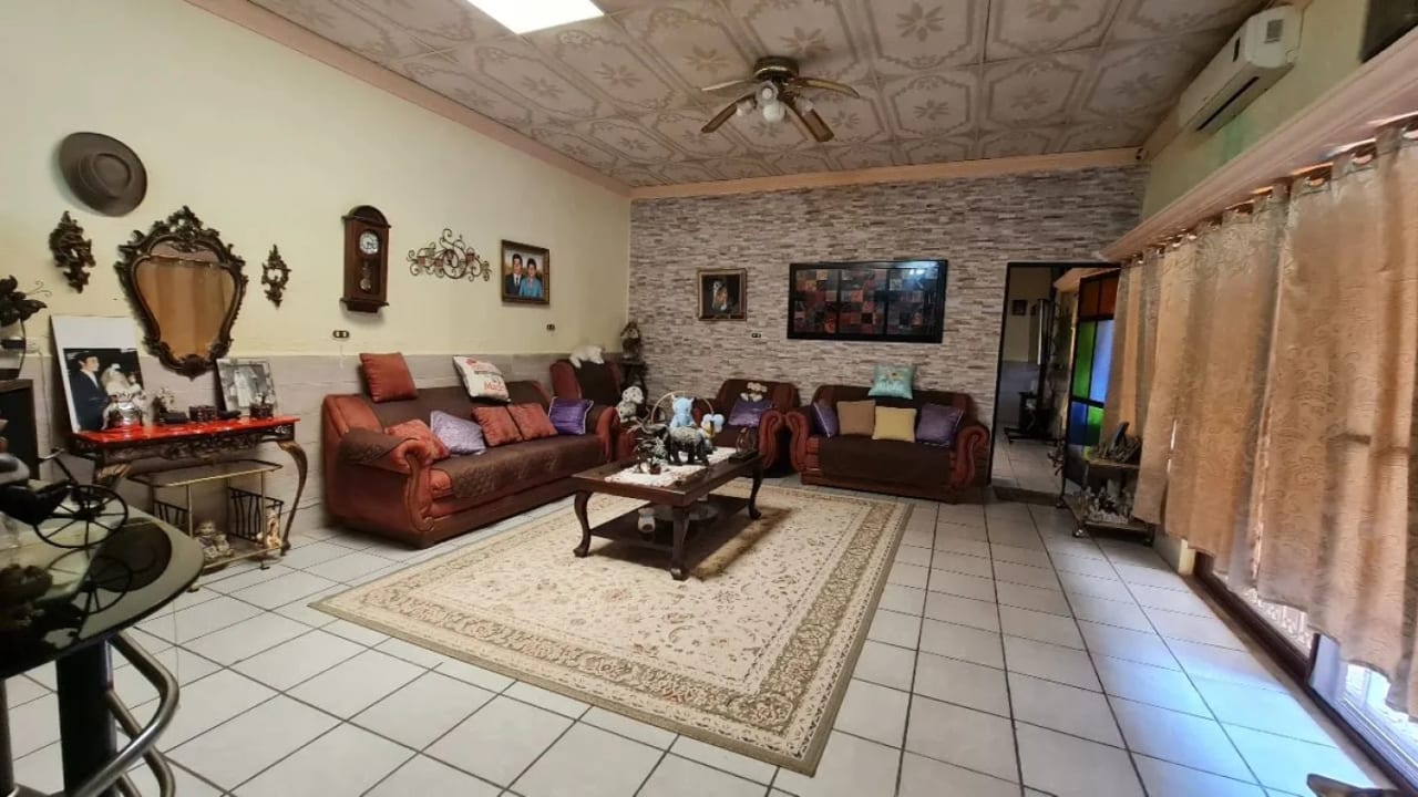 CASA VACACIONAL EN VENTA EN QUINTAS LA PONDEROSA, KM 77 HACIA PUERTO QUETZAL — Casa en Venta en Quintas La Ponderosa, Escuintla, Escuintla — foto 3 de 15