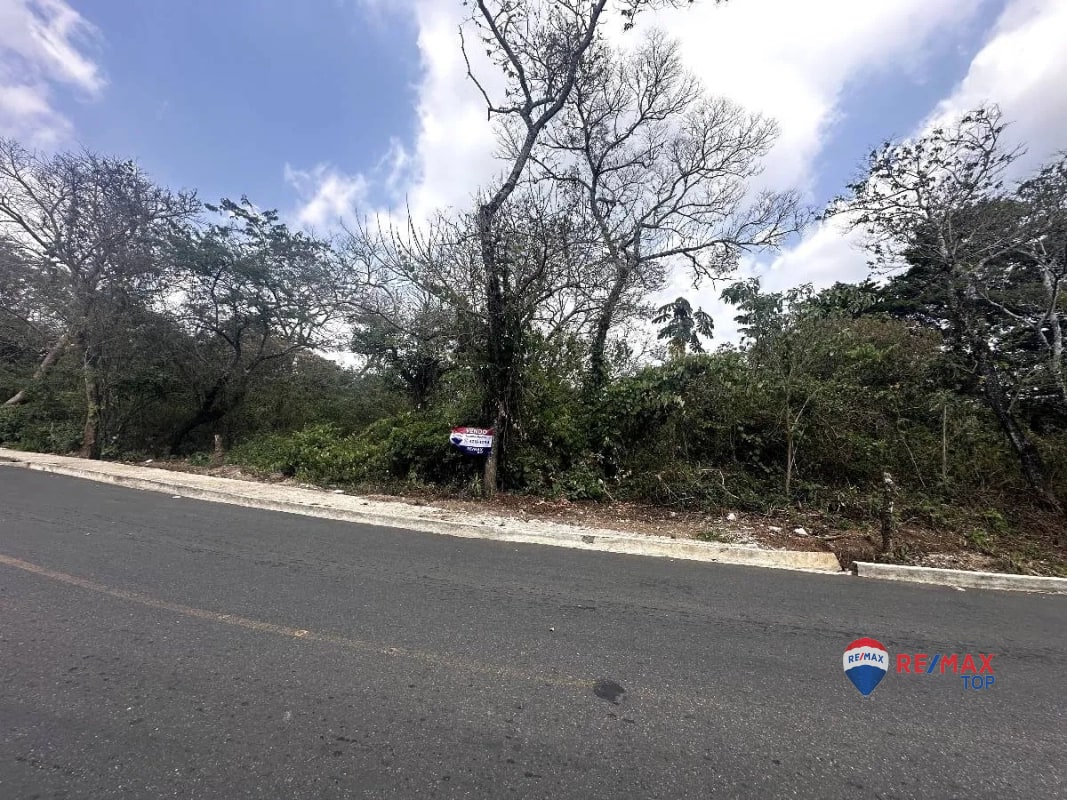 TERRENO PARA USO RESIDENCIAL O COMERCIAL EN KM. 30 CA-1 RUTA A EL SALVADOR, FRAIJANES - 7