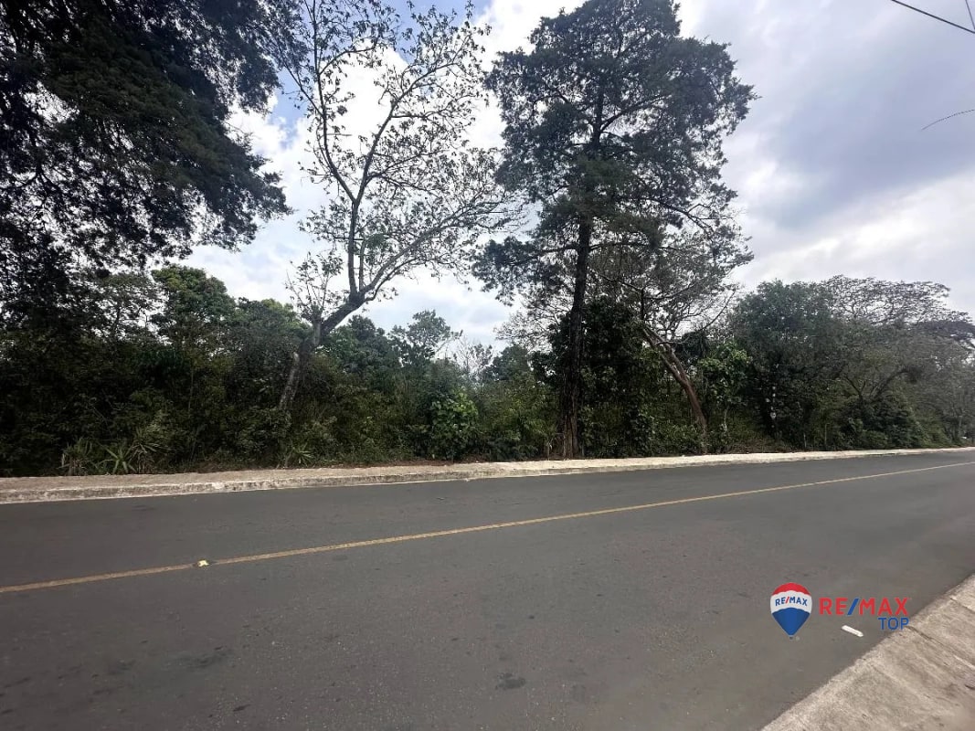TERRENO PARA USO RESIDENCIAL O COMERCIAL EN KM. 30 CA-1 RUTA A EL SALVADOR, FRAIJANES - 4