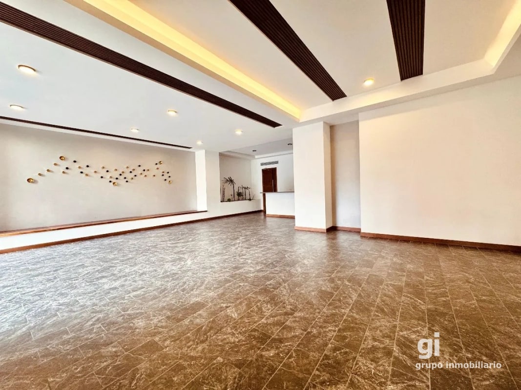 Apartamento en Venta en Zona 10 con Espacios Amplios y Funcionales + Amenidades Exclusivas - 2