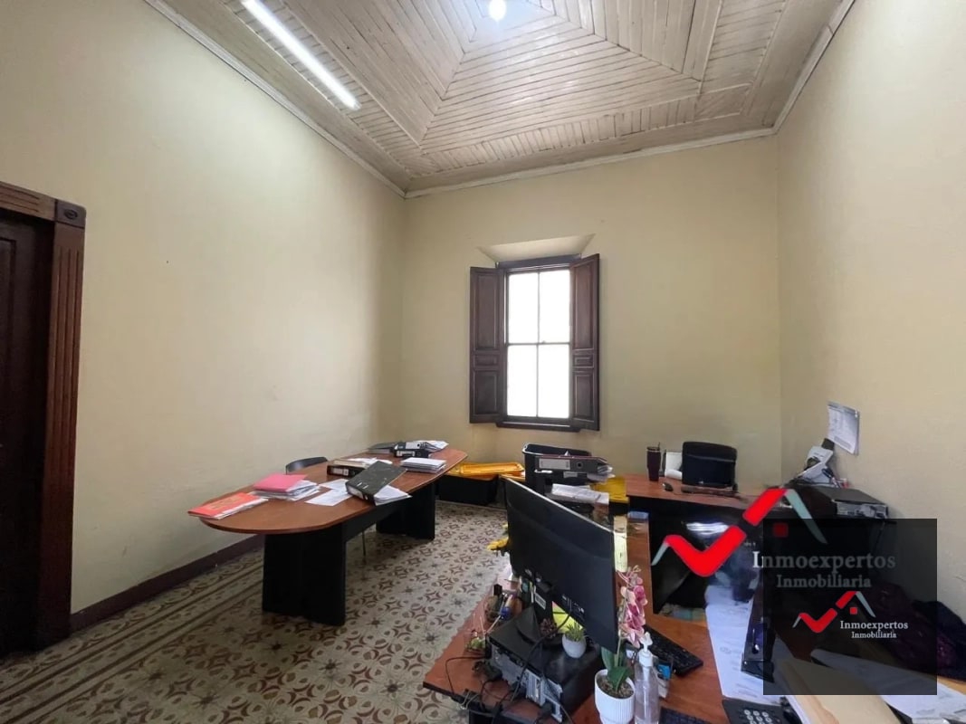 CASA EN VENTA ZONA 1 - 15