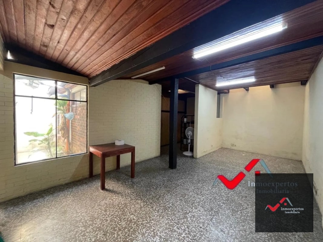 CASA EN VENTA ZONA 1 - 5