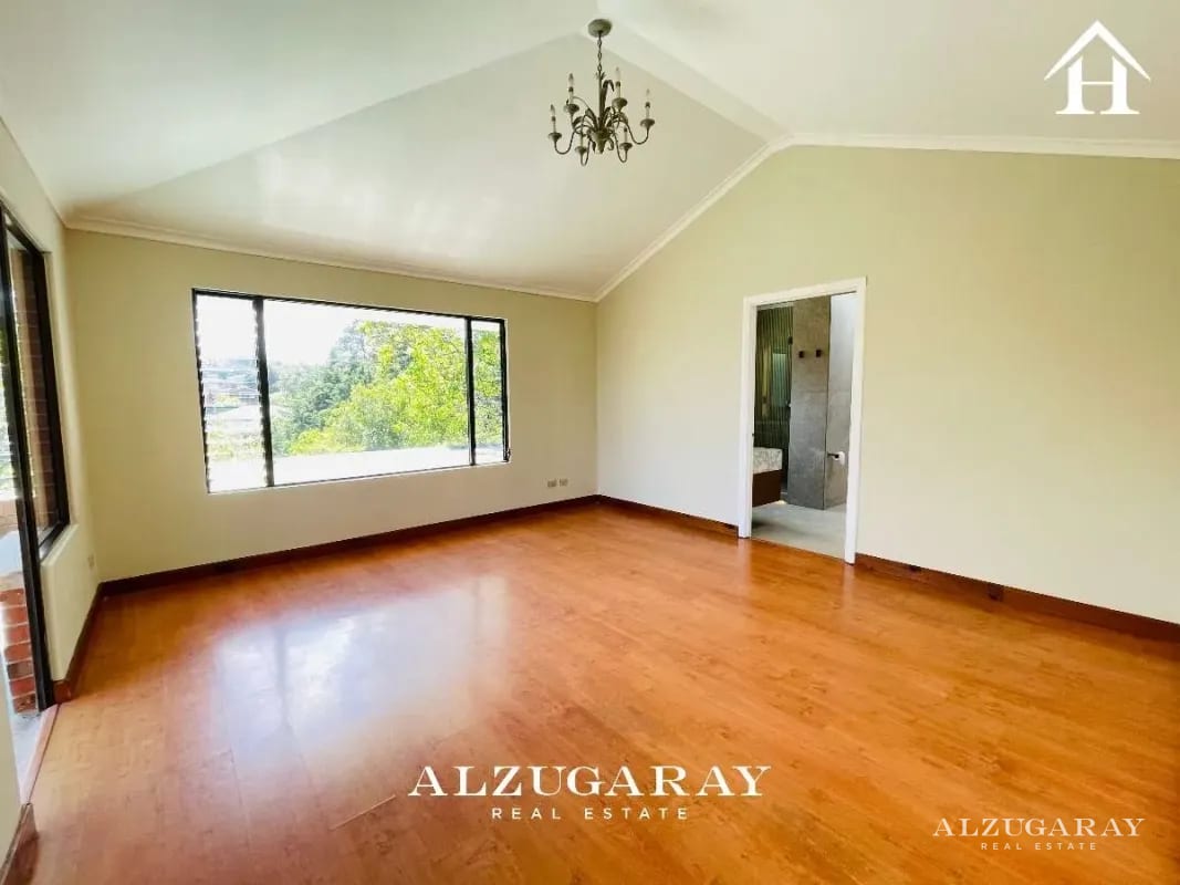 CASA C / JARDÍN Y PÉRGOLA - 3 HAB./ LAS ROTONDAS CAES — Casa en Venta en Carretera a El Salvador, Guatemala, Ciudad — foto 11 de 17