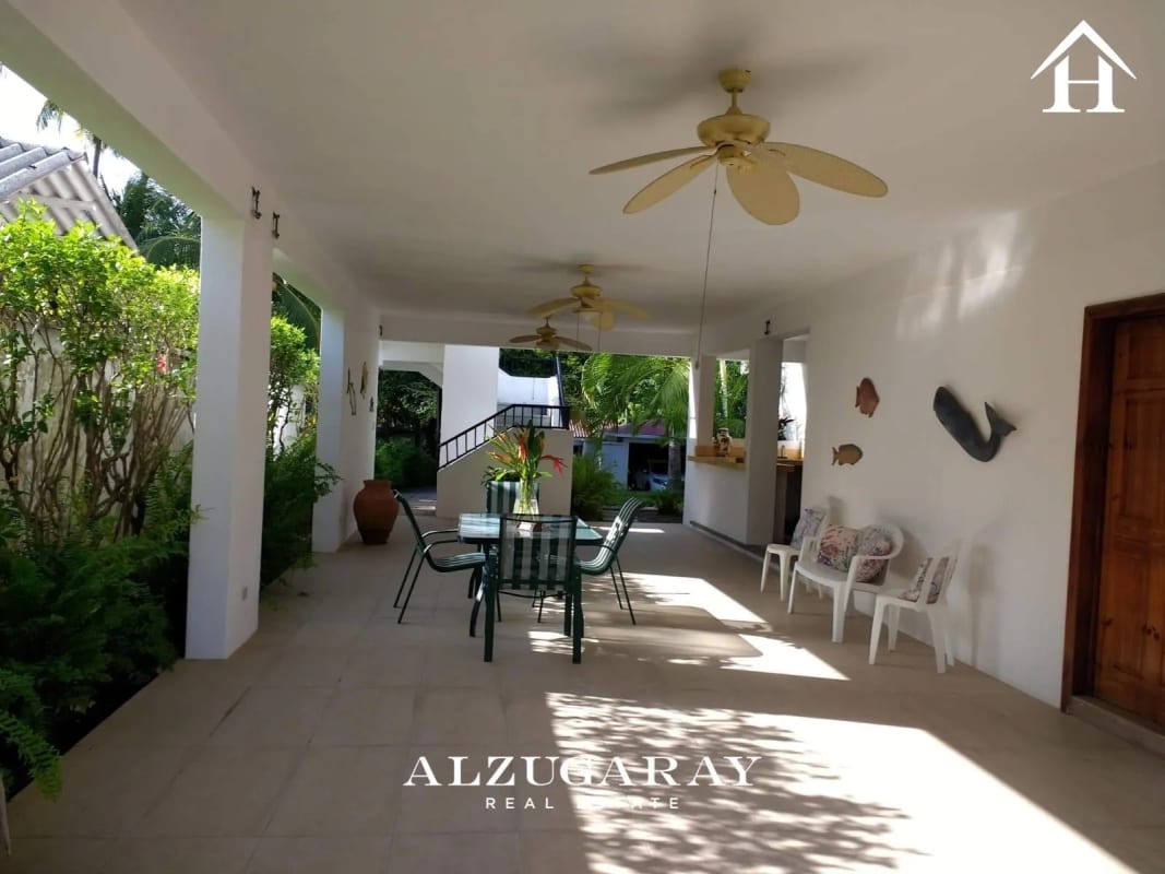 CASA AMUEBLADA FRENTE AL MAR - 5 HAB. / CONDOMINIO CHULAMAR — Casa en Venta en Puerto San José, Escuintla — foto 7 de 12