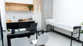 Clinicas en renta en Edificio Medika 10 — Clínica en Alquiler en Medika 10, Zona 10, Guatemala, Ciudad — miniatura 3 de 8