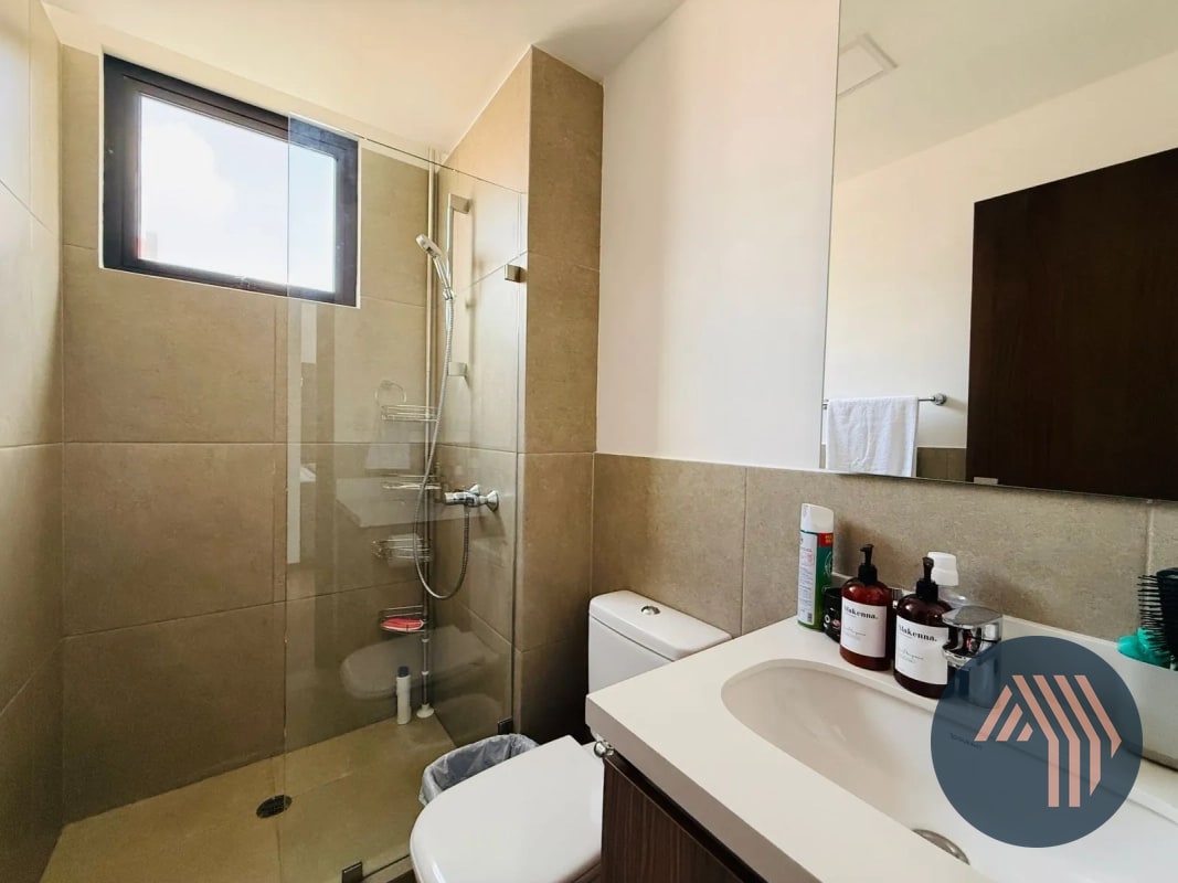 VENTA DE HERMOSO APARTAMENTO - MORETTI, ZONA 10 - 5