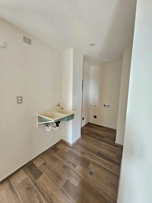 Vendo apartamento en zona 11 sobre la Roosevelt a la altura de centro españo — Apartamento en Alquiler en Zona 11, Guatemala, Ciudad — foto 8 de 8