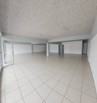 ALQUILER LOCAL COMERCIAL, en Calzada Aguilar Batres, Zona 11 — Local en Alquiler en Zona 11, Guatemala, Ciudad — miniatura 8 de 10