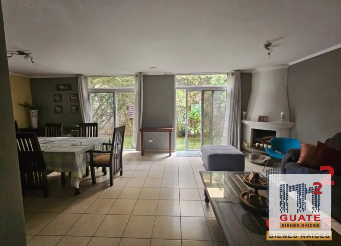 Casa en condominio en Venta, Mixco - 1