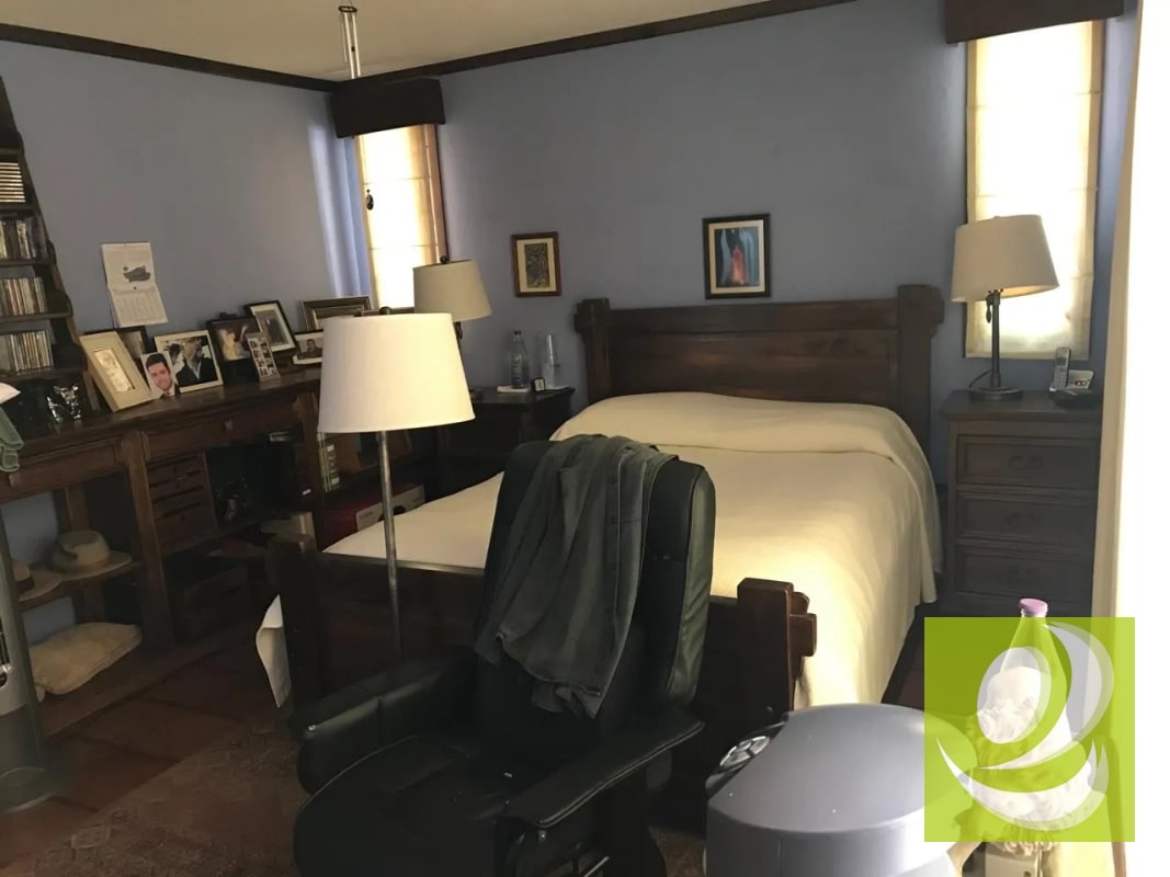 Casa grande  en venta en zona 16 de un nivel - 10