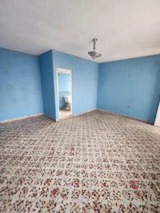 Renta de amplia casa ideal para oficina — Casa en Alquiler en Ciudad Nueva, Zona 2, Guatemala, Ciudad — miniatura 3 de 16