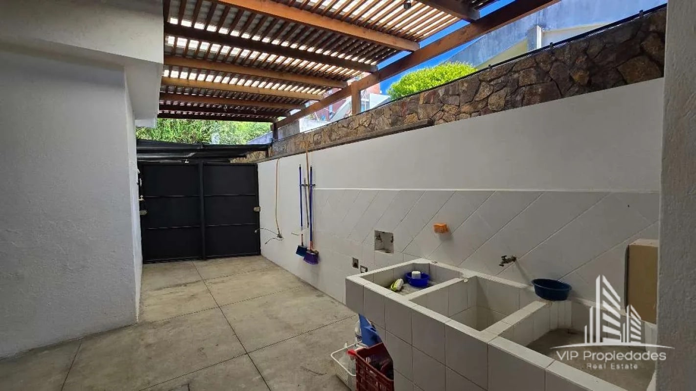 Casa en alquiler, Zona 15 VHI - 7