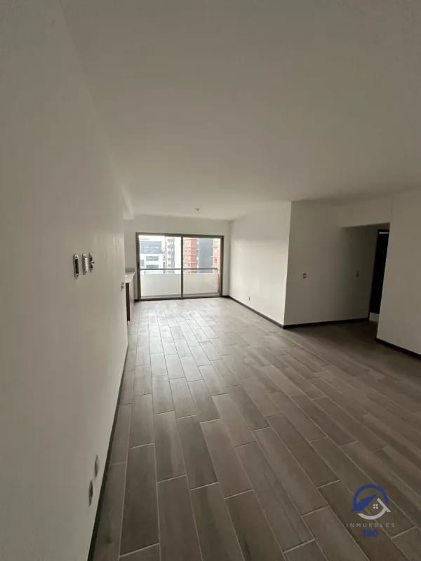 Apartamento en renta en Apartamentos Segheria, zona 14, Ciudad de Guatemala — Apartamento en Alquiler en Segheria, Zona 14, Guatemala, Ciudad — foto 13 de 14