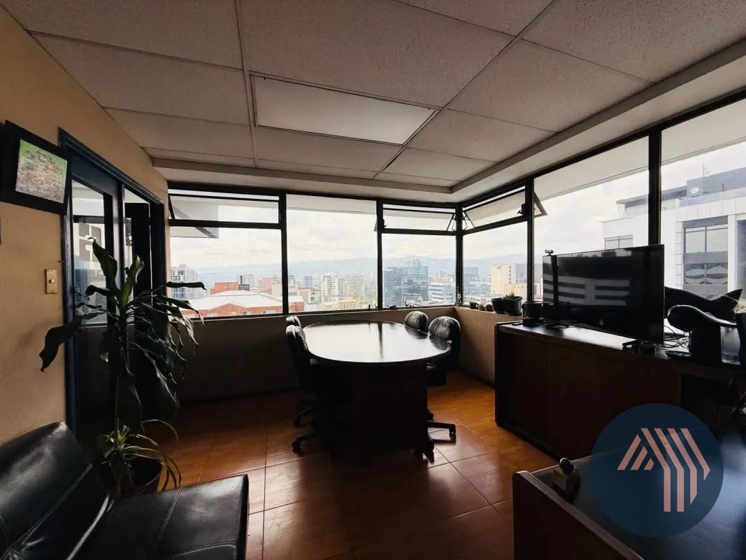 ALQUILER DE AMPLIA OFICINA 200MT2 - REFORMA MONTUFAR, ZONA 10 — Oficina en Alquiler en Reforma Montúfar, Zona 10, Guatemala, Ciudad — foto 14 de 14